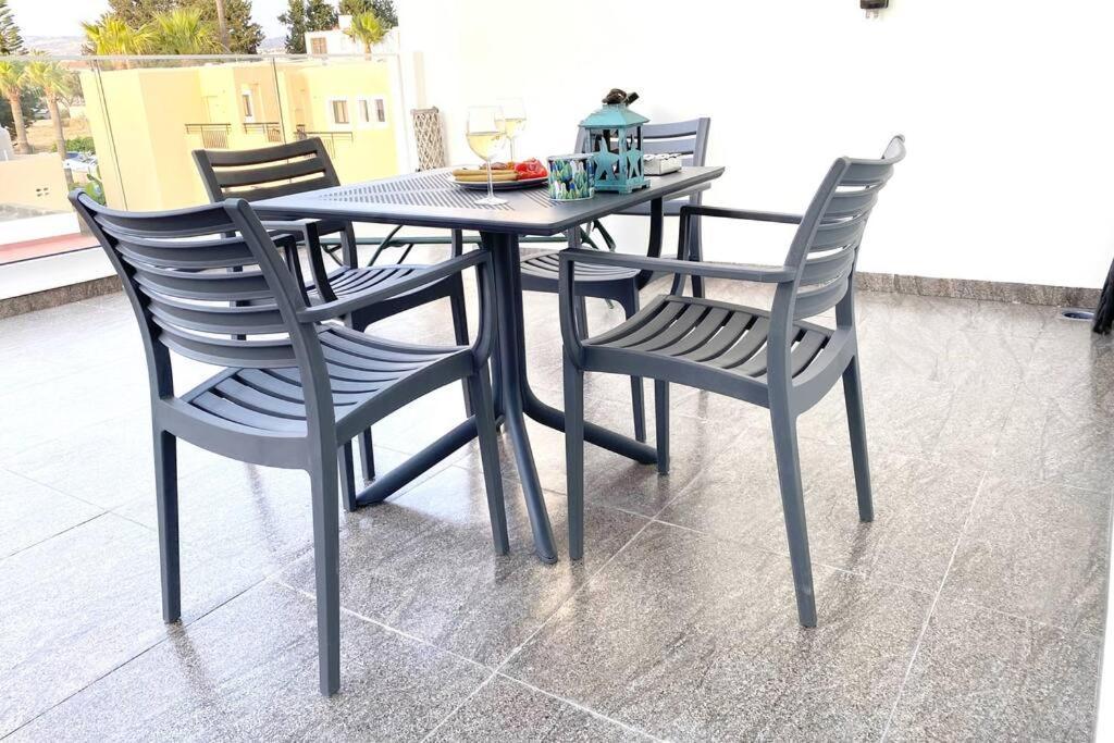 Ev Zin - Modern, Cozy, 1 Bed, Pool, 2 Balconies, A105 Leilighet Paphos Eksteriør bilde