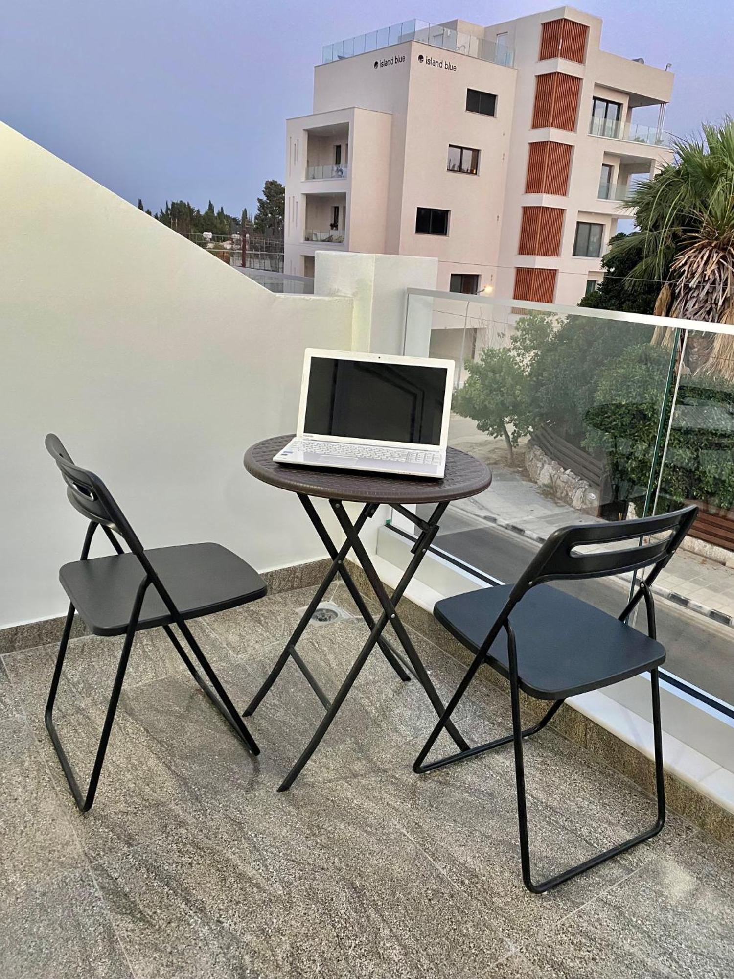 Ev Zin - Modern, Cozy, 1 Bed, Pool, 2 Balconies, A105 Leilighet Paphos Eksteriør bilde