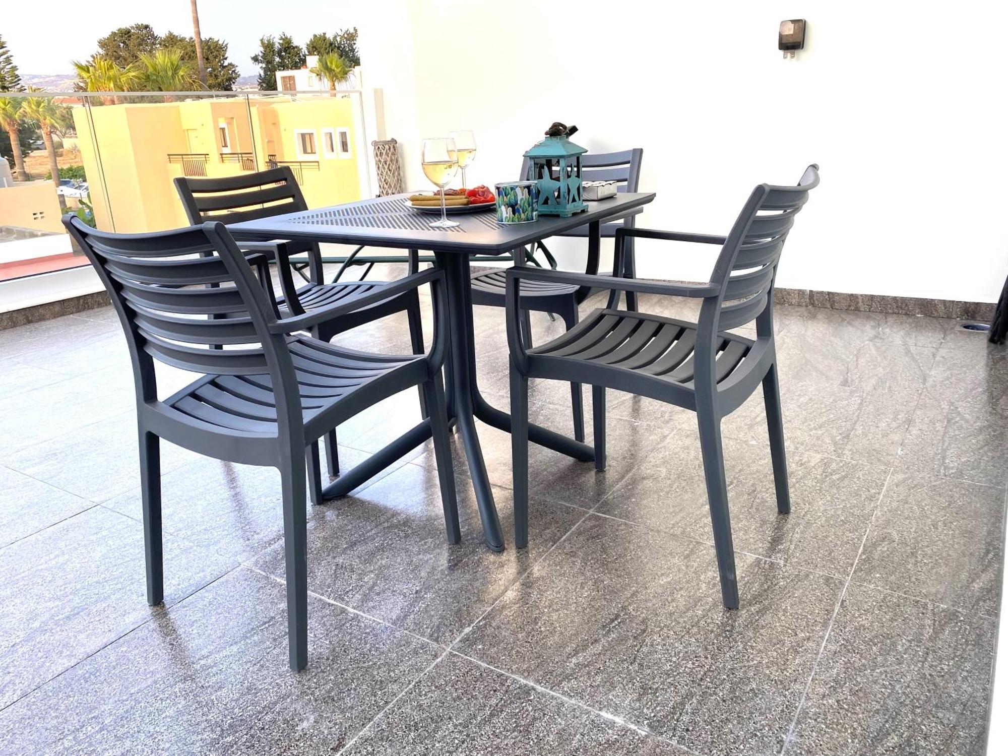 Ev Zin - Modern, Cozy, 1 Bed, Pool, 2 Balconies, A105 Leilighet Paphos Eksteriør bilde